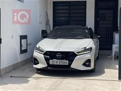 Nissan Maxima